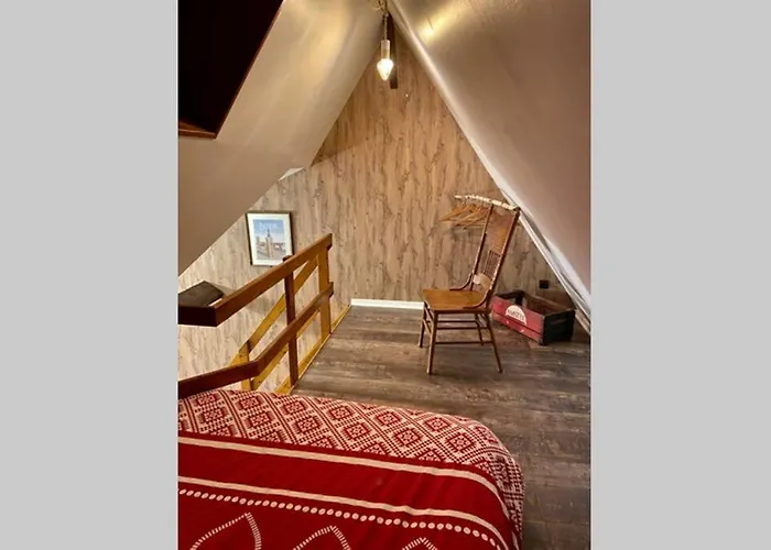 La Maison Sevigne - - N°7 Le Savoyard